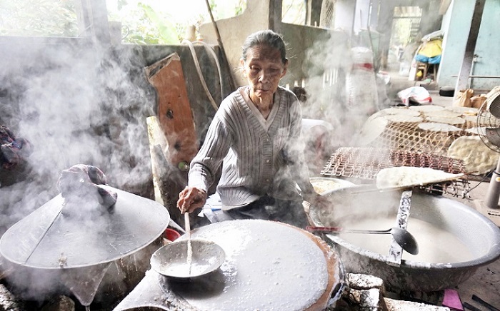 The Art Of Rice Paper Making: From Flour To Fresh Rolls